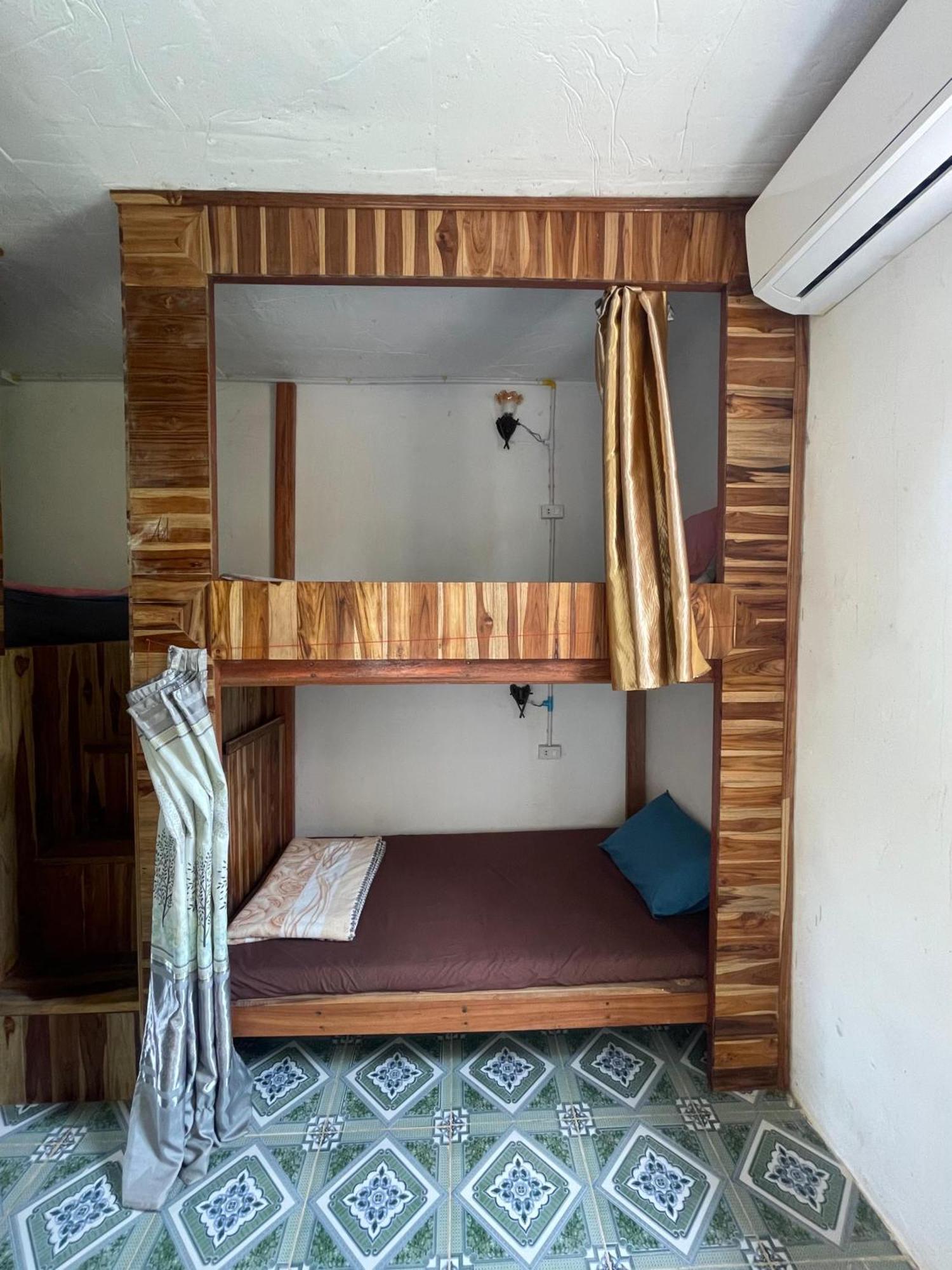 Eco Farm Stay And Hostel Nongkhiaw Exteriör bild