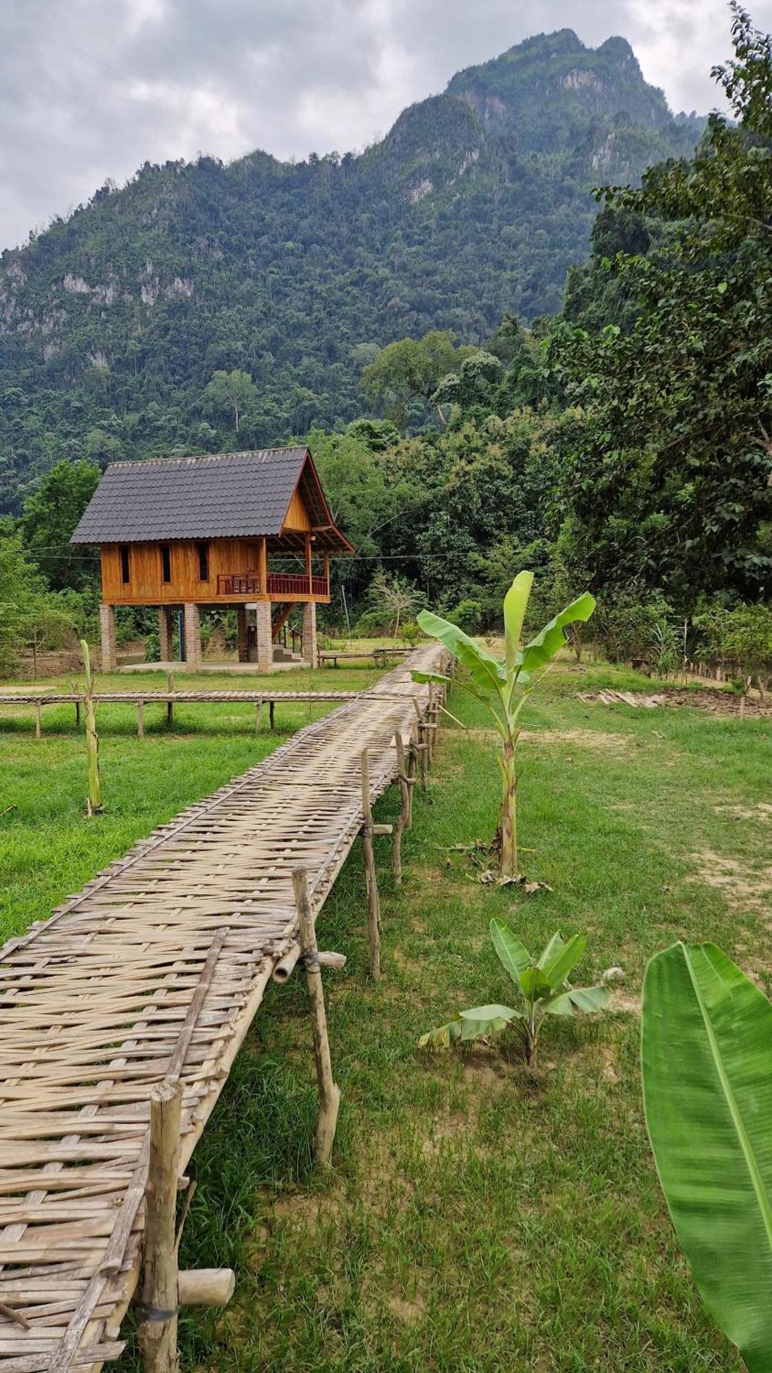 Eco Farm Stay And Hostel Nongkhiaw Exteriör bild