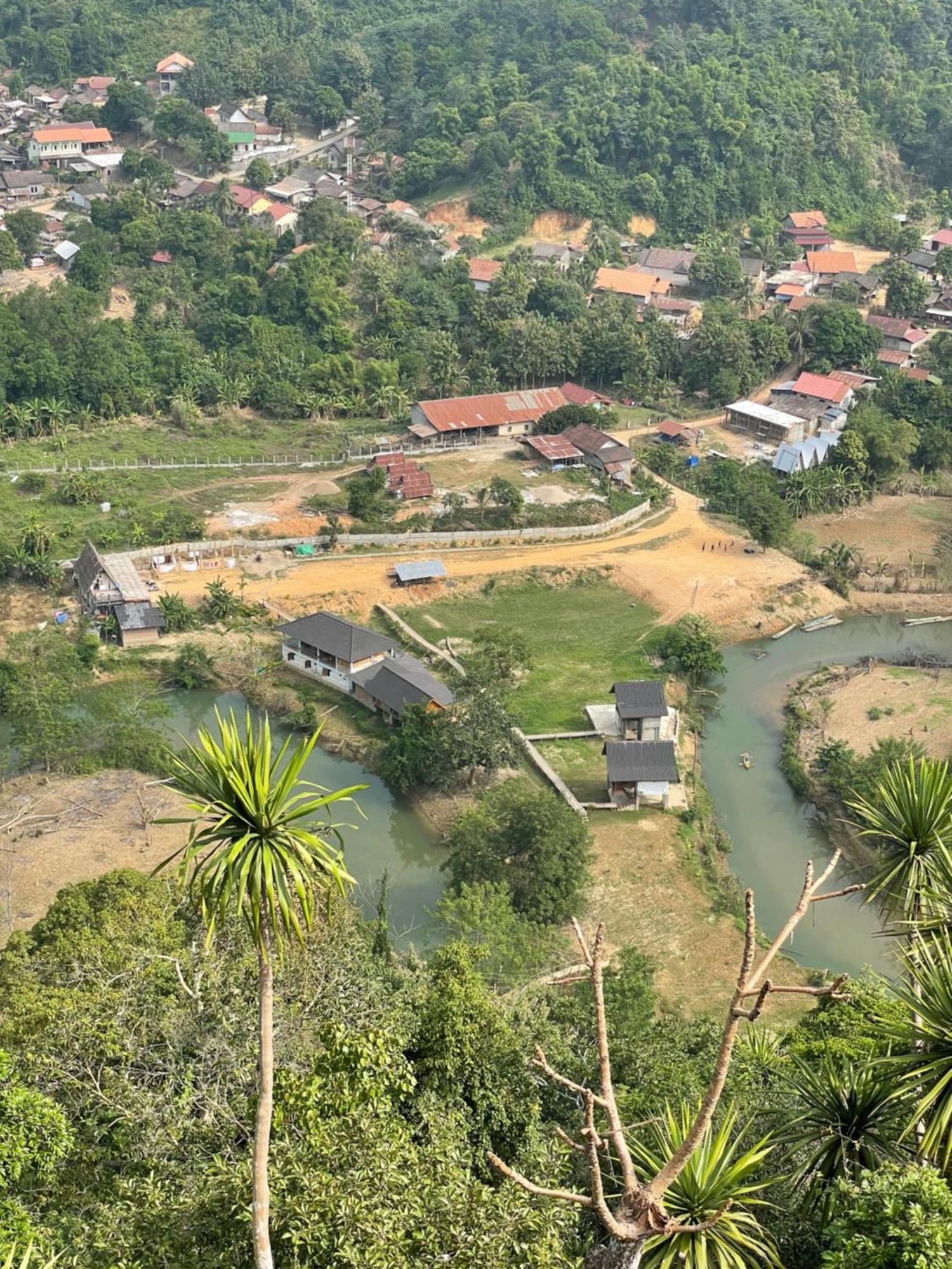 Eco Farm Stay And Hostel Nongkhiaw Exteriör bild