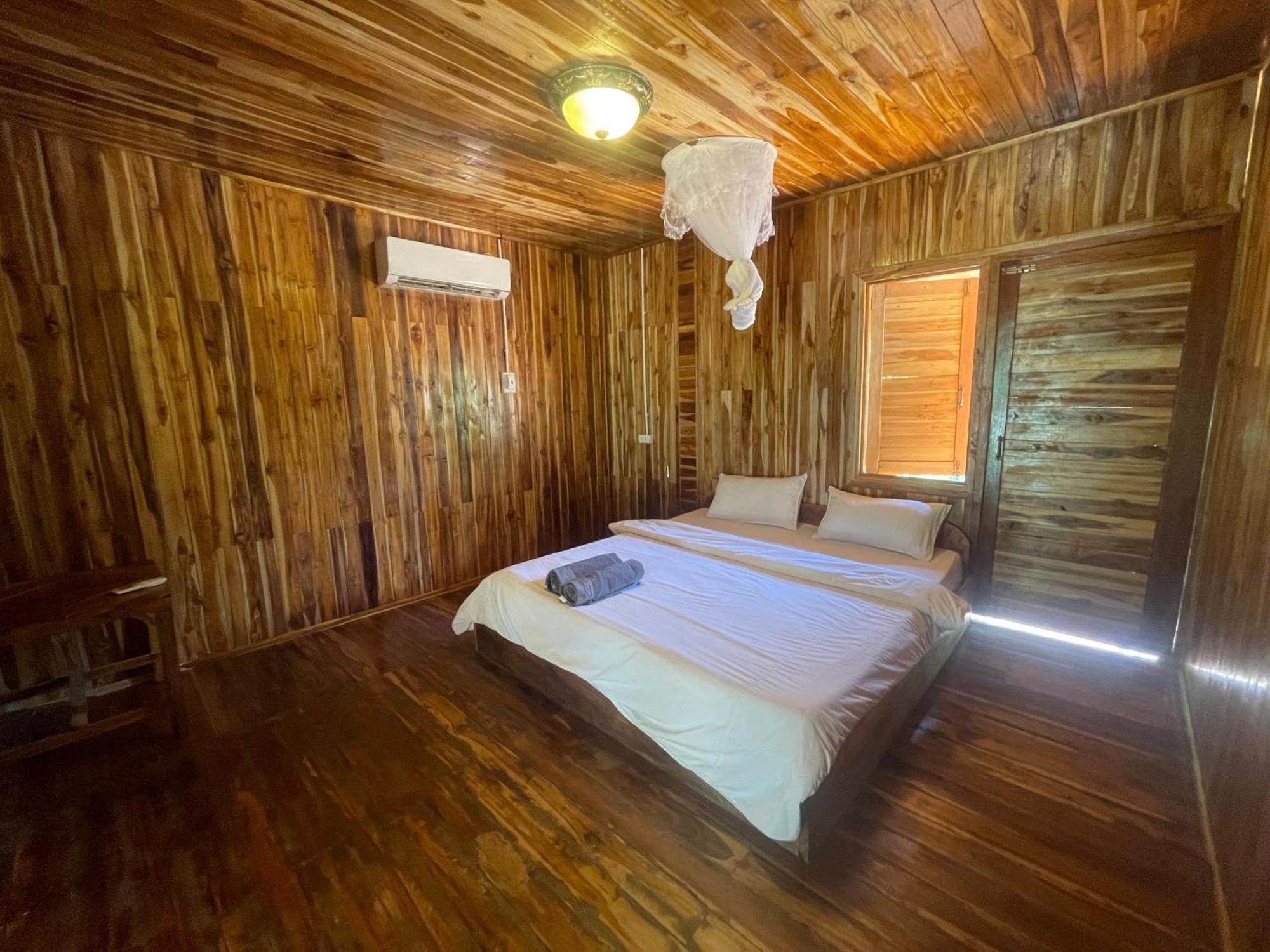 Eco Farm Stay And Hostel Nongkhiaw Exteriör bild