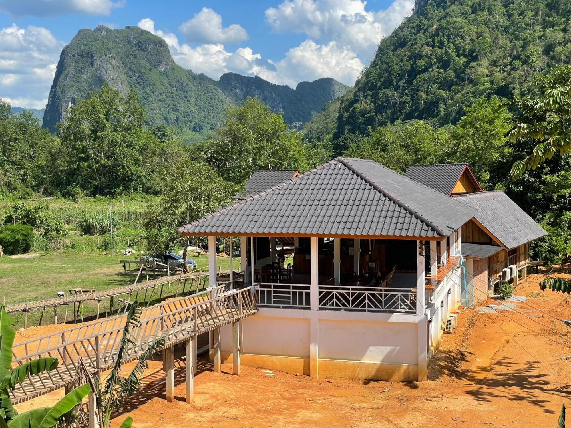 Eco Farm Stay And Hostel Nongkhiaw Exteriör bild