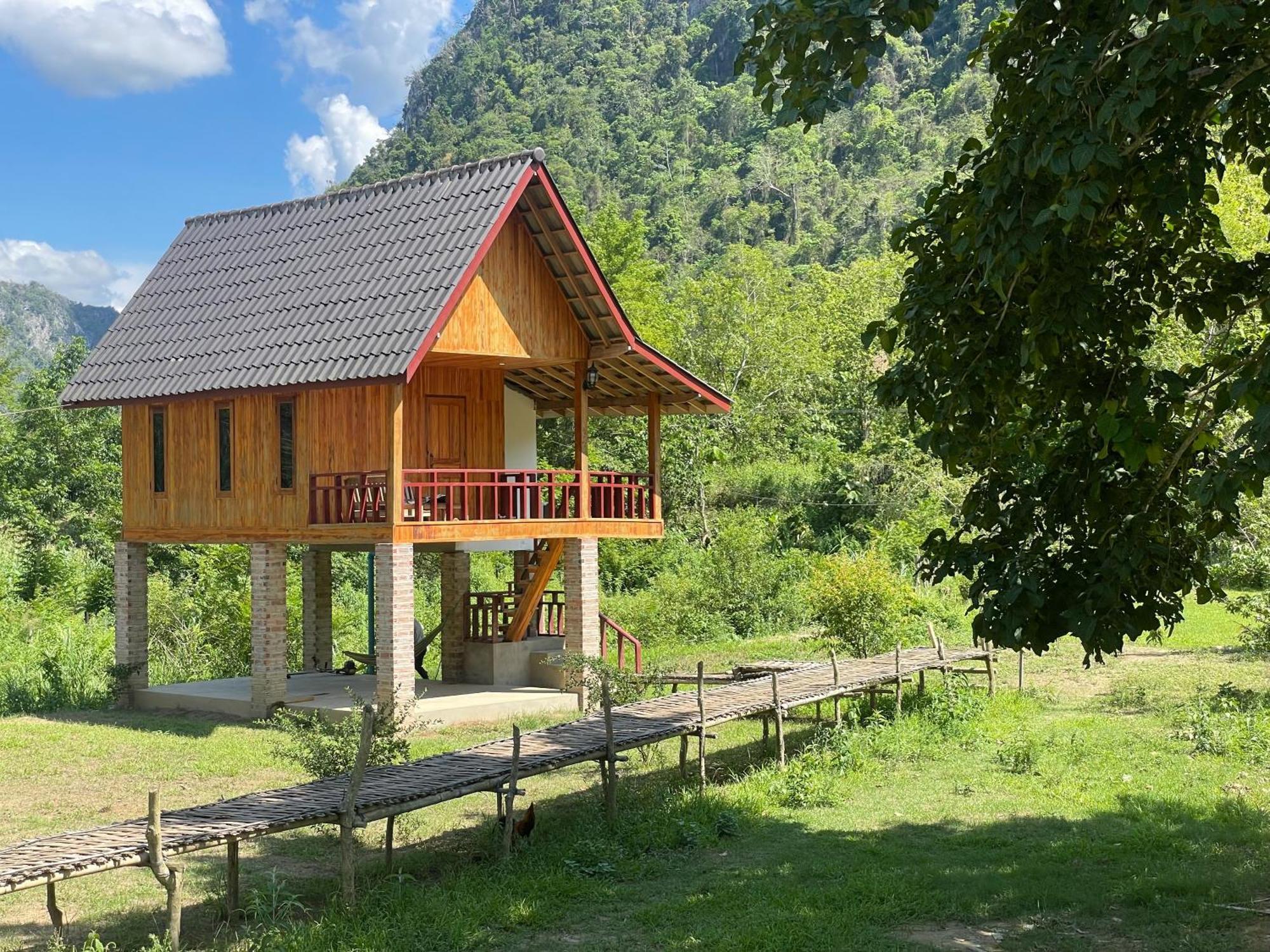 Eco Farm Stay And Hostel Nongkhiaw Exteriör bild